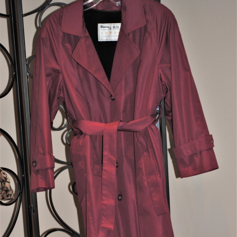 Women's Towne by London Fog Lined Raincoat 10/P